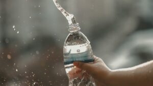 ペットボトルから水筒。